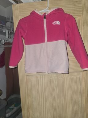 The North Face Girls' Two-Tone Pink Hooded Fleece Jacket
